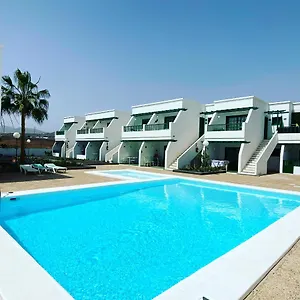 https://las-mimosas-c.in-canary-islands.com