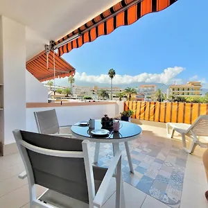 https://bonito-estudio-con-soleada-terrazapiscina-y-wifi-gratis.in-canary-islands.com